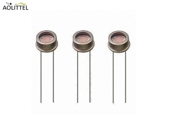 Dia 5mm Photoresistor LDR ενθυλάκωσης μετάλλων ελαφρύς αισθητήρας με τη σκοτεινή αντίσταση 0.2-20 MOhm