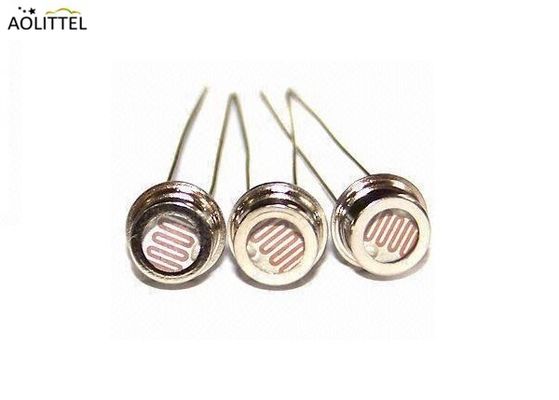 Dia 5mm Photoresistor LDR ενθυλάκωσης μετάλλων ελαφρύς αισθητήρας με τη σκοτεινή αντίσταση 0.2-20 MOhm