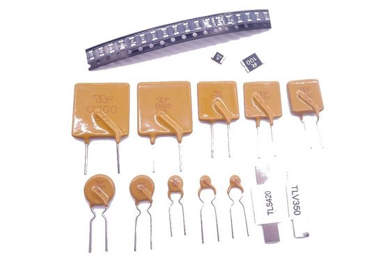 0ZRC0015FF1E επανατοποθετήσιμη θρυαλλίδα TRG015 θερμικών αντιστάσεων PPTC τηλεπικοινωνιών με την εκτιμημένη λαβή τρέχον 0.15A τάσης 600V