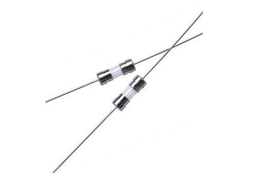 Γερμανία VDE 4x11mm αργή θρυαλλίδα T5AL250V 5A 250VAC 500PCS σωλήνων γυαλιού χρονικής καθυστέρησης χτυπήματος αξονική μολυβδούχος μικροσκοπική ανά τσάντα