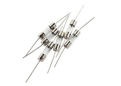 να ενεργήσει χτυπήματος 6.35x30mm η γρήγορη γρήγορη θρυαλλίδα 6.3Amp 250VAC 125VAC σωλήνων γυαλιού αυτοκινήτων για το ευθύγραμμο PCB τοποθετεί το συνδετήρα κατόχων θρυαλλίδων