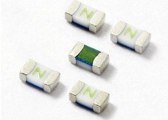 UL248-14 το υψηλό ρεύμα εισροής αντιστέκεται 0603 την αργή θρυαλλίδα 32VDC 1A 1.5A 2A 2.5A 3A 4A 5A χτυπήματος SMD