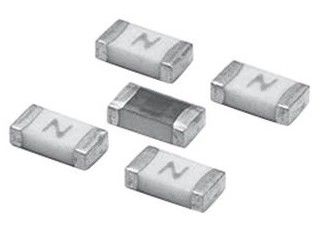 1.6x0.8 τα χιλ. 0603 κεραμική τσιπ επιφάνεια καθυστέρησης εισροής συσκευασίας υψηλή τοποθετούν τη θρυαλλίδα CQ06LT 32V 1-8 Amp συσκευών SMD για τη δοκιμή Equi