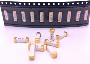 UL CUL 10.1mmx 3.1mm ταχείας δράσης θρυαλλίδα CQ40LF 500mA-40A 600VAC 350VDC τσιπ 4012 με την υψηλή εισροή