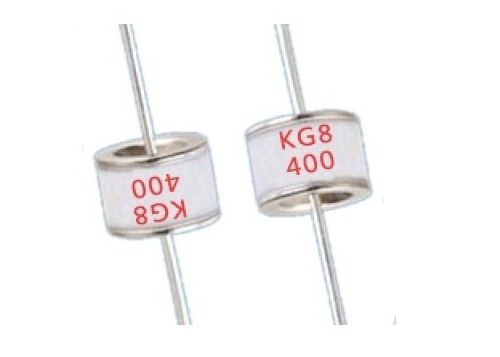 KG8 η σειρά GDT 8x6mm ανάφλεξη 2 ηλεκτροδίων μετατροπής σπινθήρων χασμάτων 110V-800V ανασχετικών μέσων κύματος ΈΚΡΥΨΕ τους λαμπτήρες