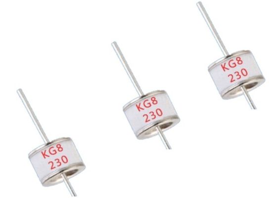 KG8 η σειρά GDT 8x6mm ανάφλεξη 2 ηλεκτροδίων μετατροπής σπινθήρων χασμάτων 110V-800V ανασχετικών μέσων κύματος ΈΚΡΥΨΕ τους λαμπτήρες